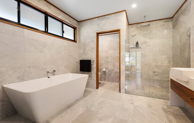 Aqua Funnel Bay 1200px 00