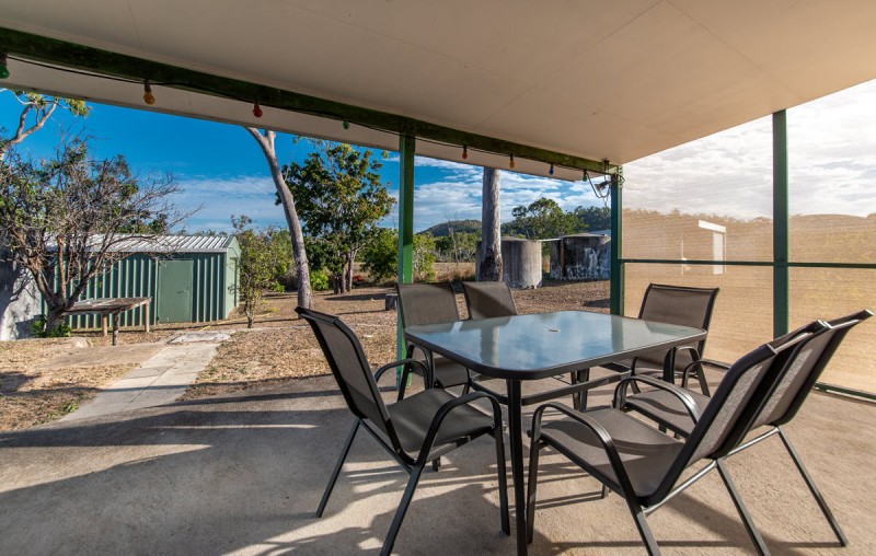 BIRDSONG HOUSE 1200px 00