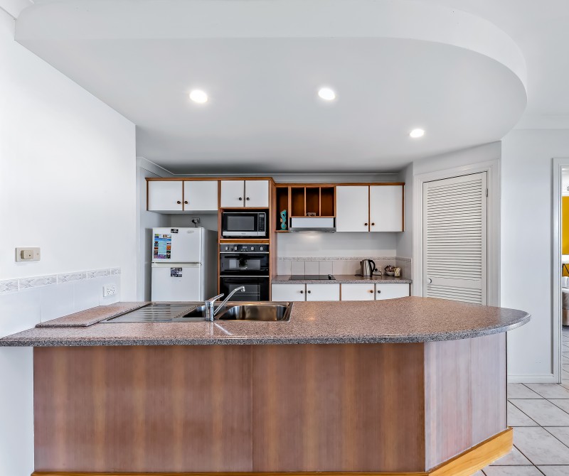 4.14 Golden Orchid Dr 07.06.2022 R Jean Photography 2