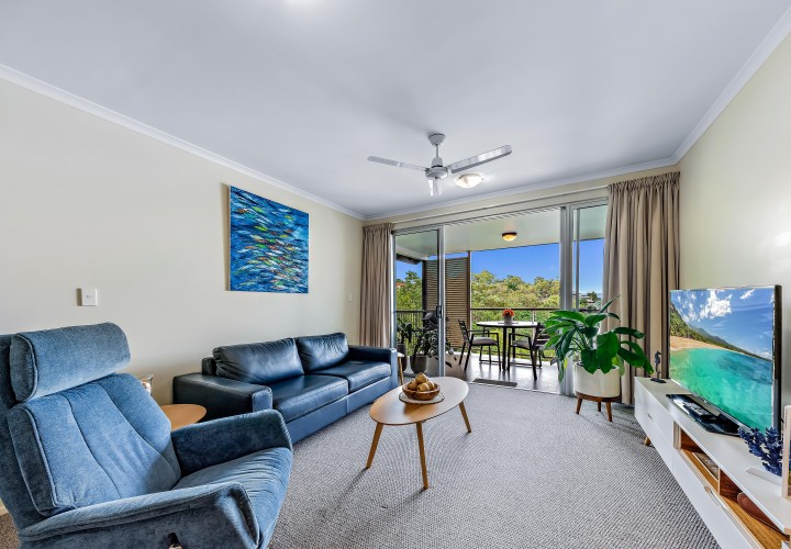 8.14 Waterson Wy 07.06.2022 R Jean Photography 13